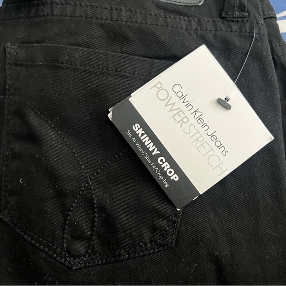 Calvin Klein Jeans Black Skinny Crop power stretch Denim - Picture 5 of 5
